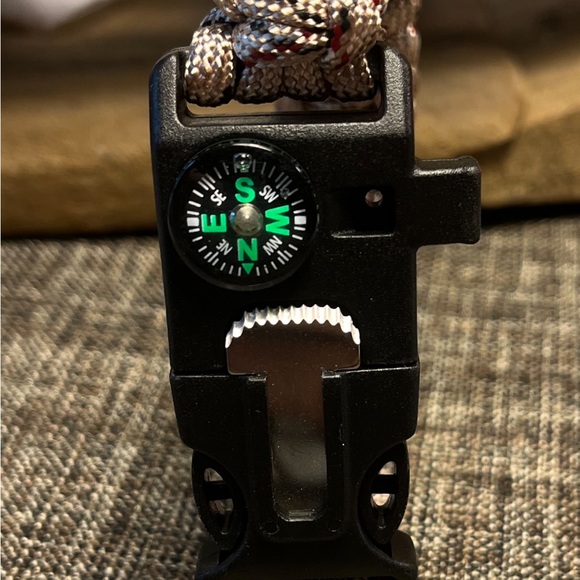 5291-HTT Paracord Bracelet Waterproof Outdoor Adjustable Survival-Desert Camo - Picture 2 of 16